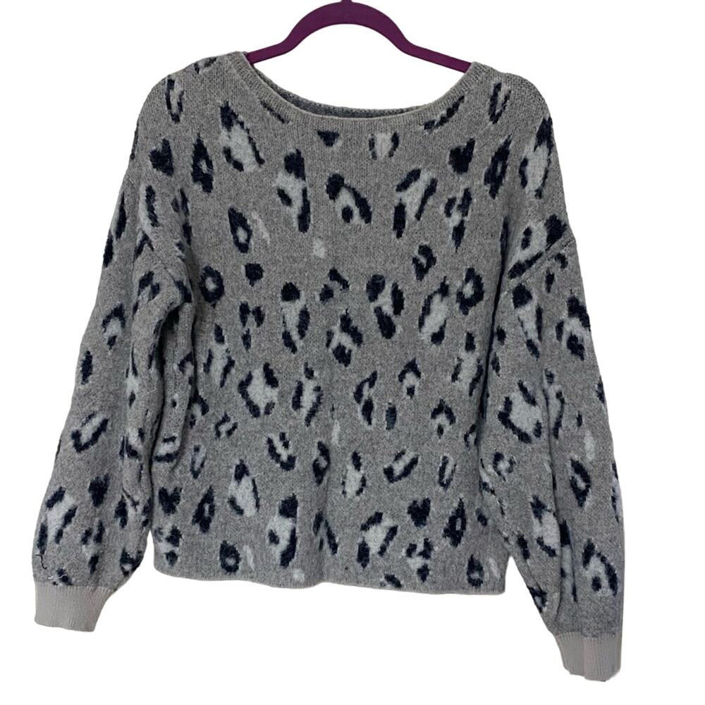 SOLUTIONS! • Gray + Black Fuzzy Leopard Cheetah Animal Print Sweater